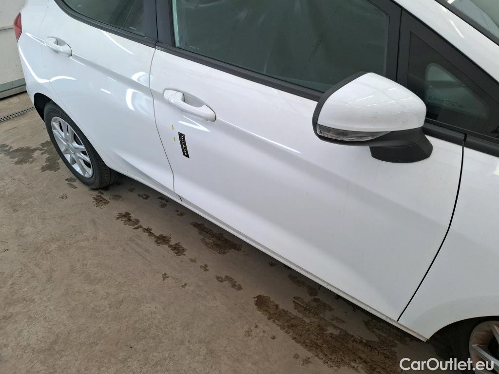  Ford  Fiesta FORD  5p Berline 1.1 70PS BUSINESS #38