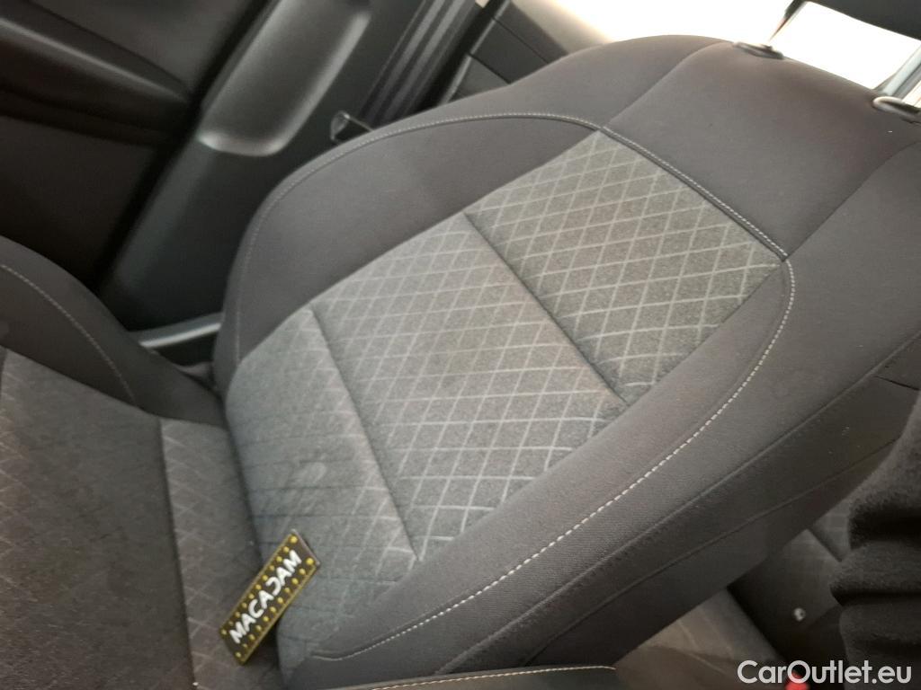  Land Rover  Discovery MG ZS / 2024 / 5P / SUV 1.5L 197ch Hybrid+ Comfort #15