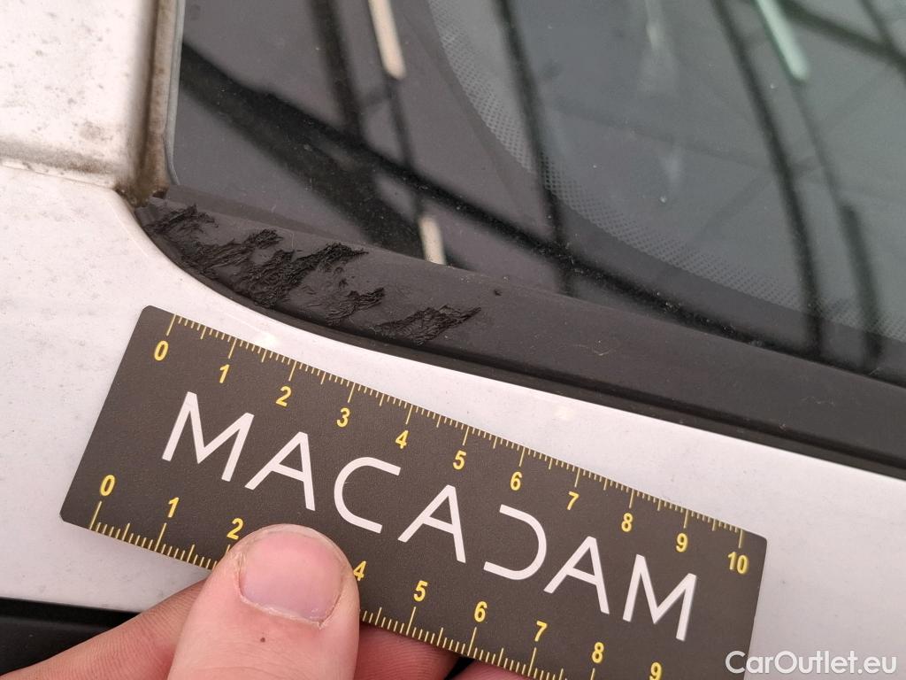  Ford  Fiesta FORD  5p Berline 1.1 70PS BUSINESS #51