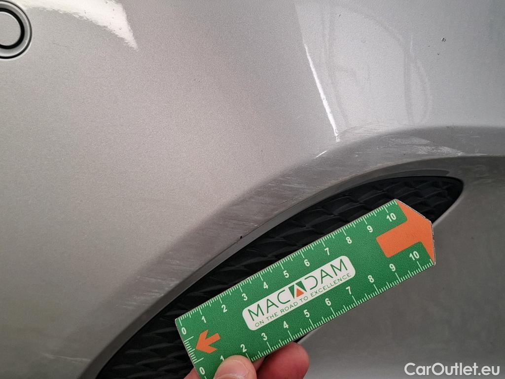  Mercedes  A-Klasse MERCEDES-BENZ Classe A Compact  2018  5P  Berline A 250 e Business Line 8GDCT #16