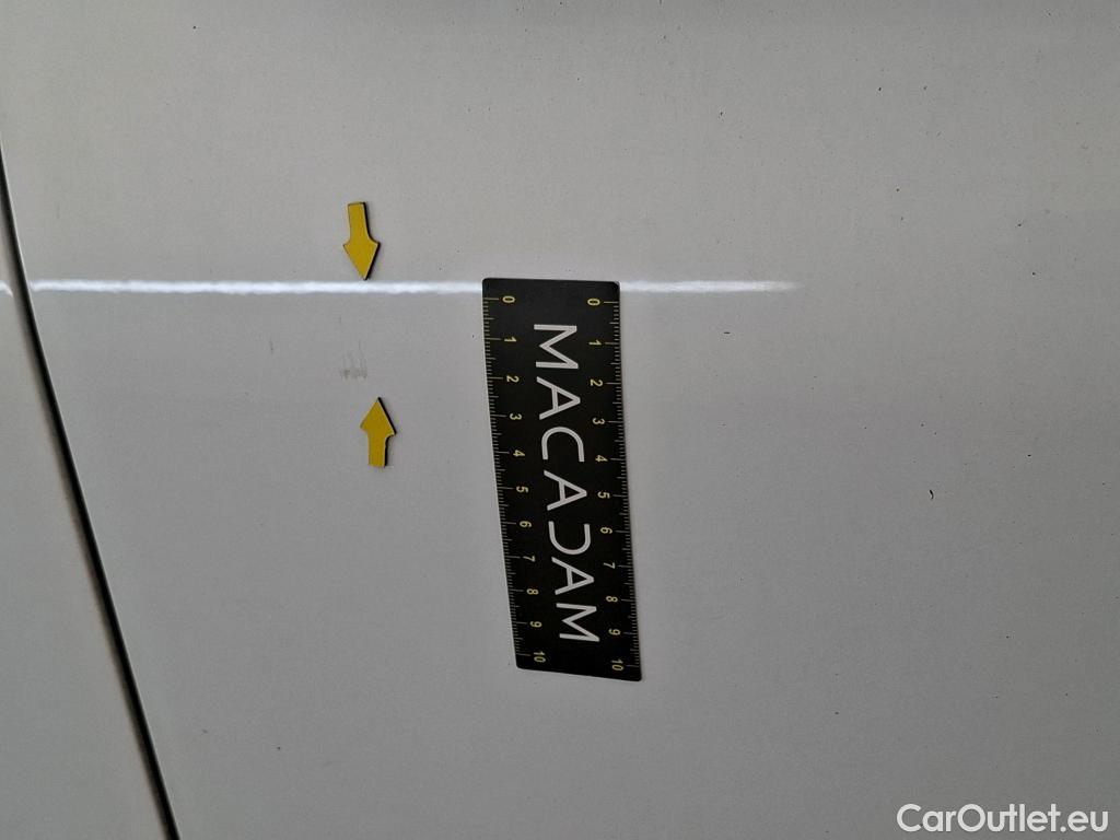  Ford  Fiesta FORD  5p Berline 1.1 70PS BUSINESS #40