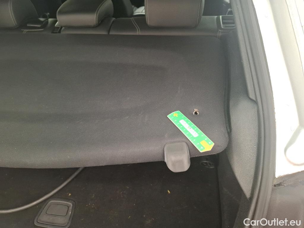  Mercedes  A-Klasse MERCEDES-BENZ Classe A Compact  2018  5P  Berline A 250 e Business Line 8GDCT #60