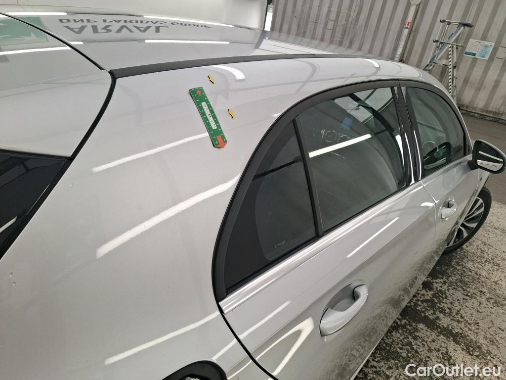  Mercedes  A-Klasse MERCEDES-BENZ Classe A Compact  2018  5P  Berline A 250 e Business Line 8GDCT #8