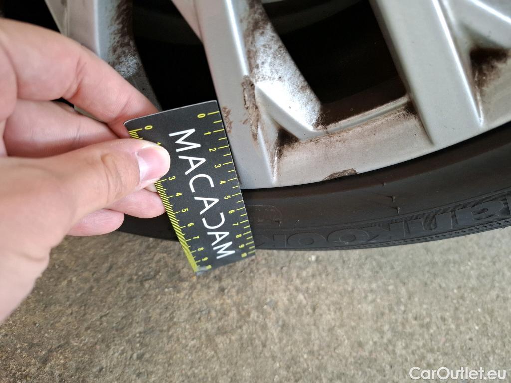  Fiat  500 FIAT   2015  3P  Berline Hybrid 10 BSG 70 ch Dolcevita #19