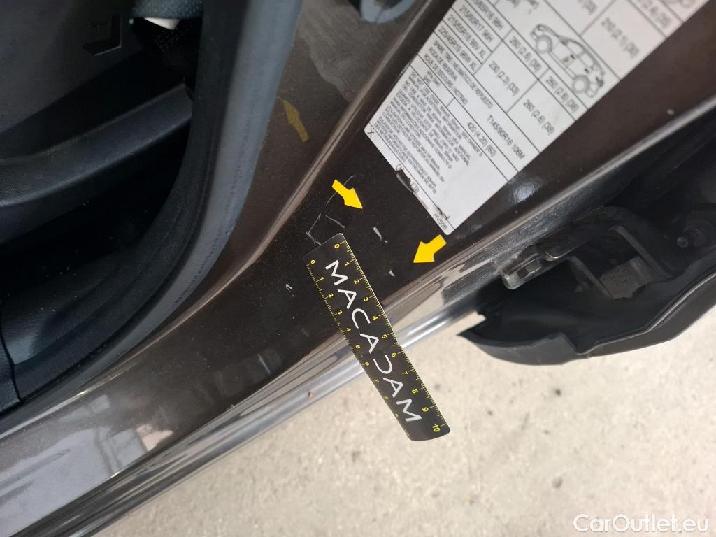  Nissan  Qashqai NISSAN  / 2017 / 5P / Crossover 1.5 DCI 115 Business Edition #3