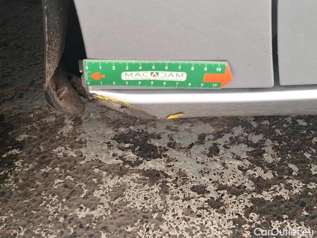  Mercedes  A-Klasse MERCEDES-BENZ Classe A Compact  2018  5P  Berline A 250 e Business Line 8GDCT #30