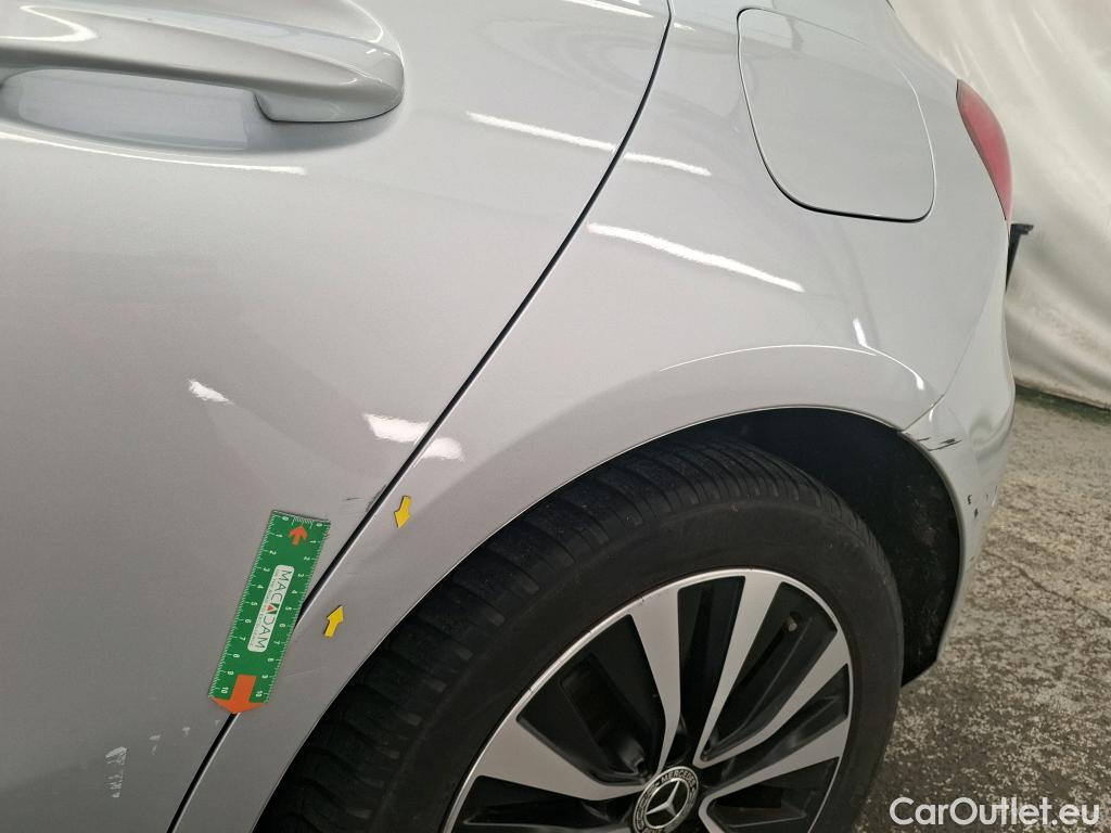  Mercedes  A-Klasse MERCEDES-BENZ Classe A Compact  2018  5P  Berline A 250 e Business Line 8GDCT #26