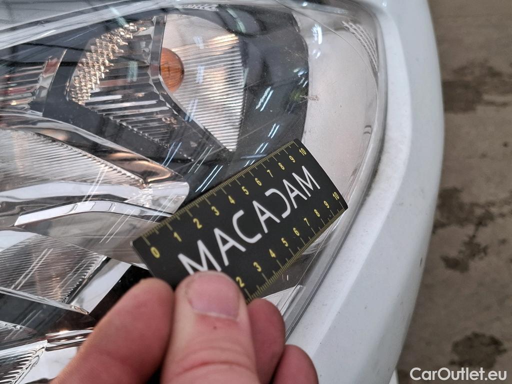  Ford  Fiesta FORD  5p Berline 1.1 70PS BUSINESS #46