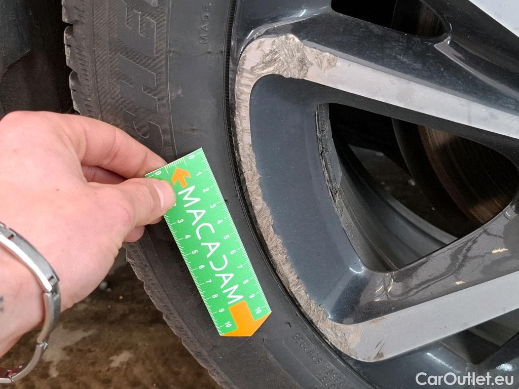  Citroen  C4 Grand Picasso /Spacetourer Shine 1.5 BlueHDi 130CV BVA8 E6d Vo Repeint en Rouge / Teinte SIV Blanc Banquise. #13