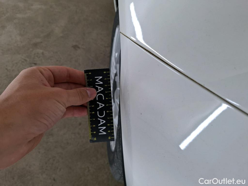  Fiat  500 FIAT   2015  3P  Berline Hybrid 10 BSG 70 ch Dolcevita #8