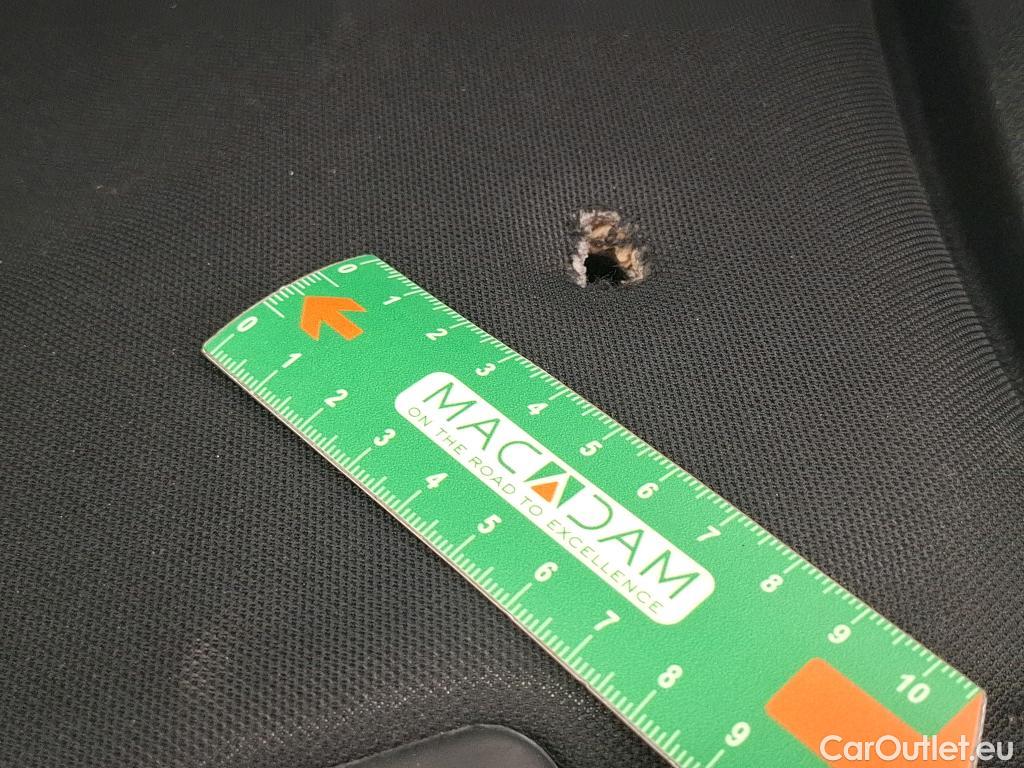  Mercedes  A-Klasse MERCEDES-BENZ Classe A Compact  2018  5P  Berline A 250 e Business Line 8GDCT #61