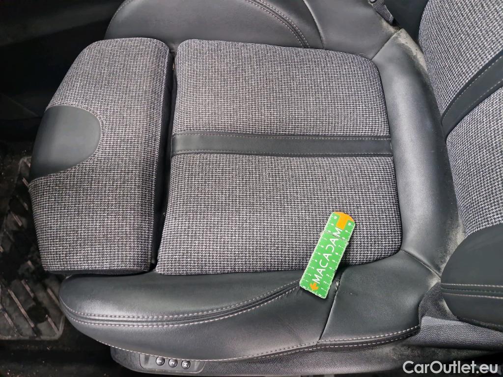  Peugeot  3008  Allure Business 1.2 PureTech 130CV BVA8 E6d #19