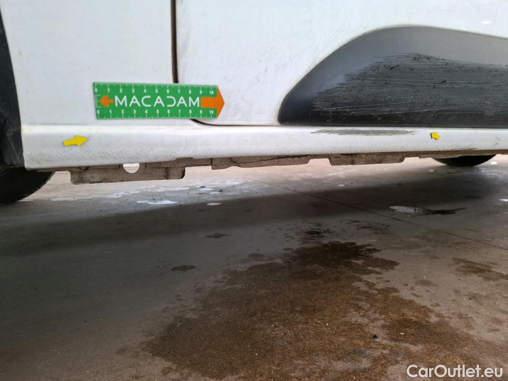  Peugeot  Expert  Fourgon Premium L2 1.5 HDi 120CV BVM6 E6d #7