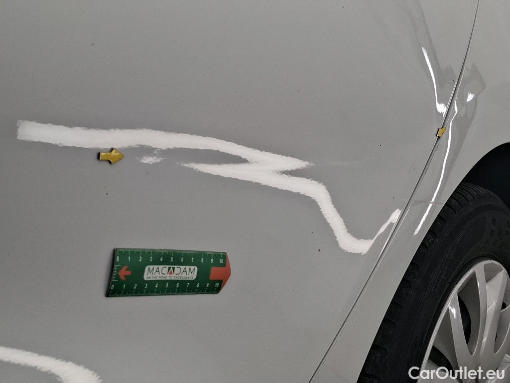  Renault  Clio  IV Air MediaNav 1.5 dCi 90CV BVM5 E6 #15