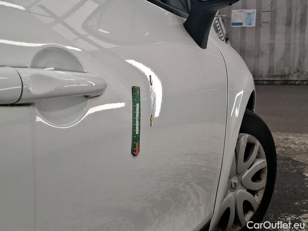  Renault  Clio  IV Air MediaNav 1.5 dCi 90CV BVM5 E6 #43