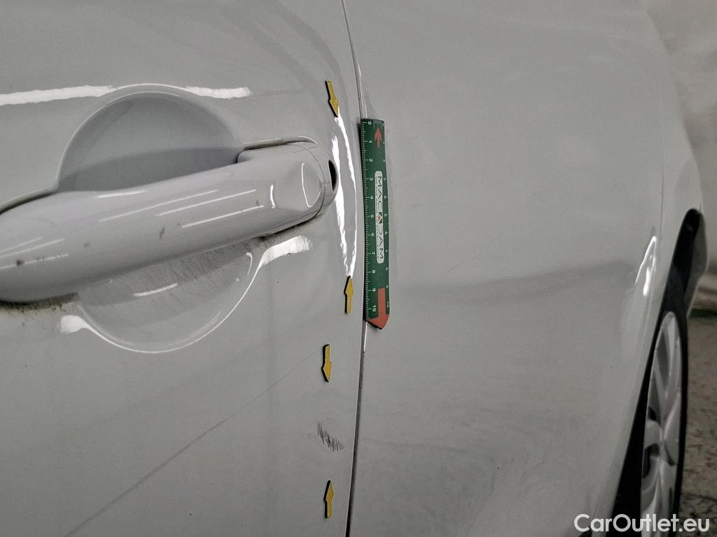  Renault  Clio  IV Air MediaNav 1.5 dCi 90CV BVM5 E6 #32