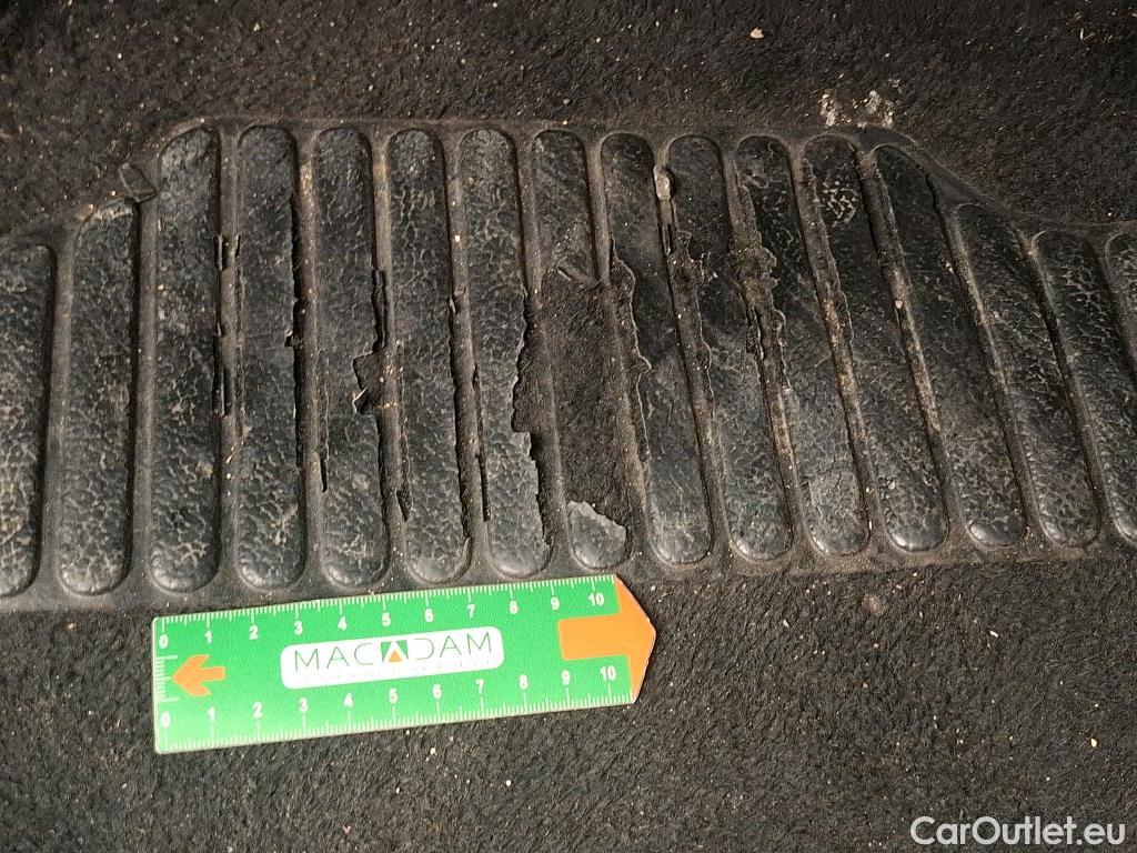  Renault  Clio  IV Air MediaNav 1.5 dCi 90CV BVM5 E6 #3