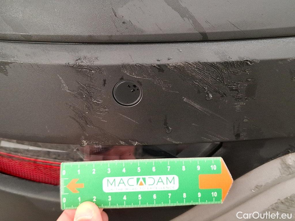  Renault  Captur  II Evolution 1.6 E-TECH Hybrid 145CV BVA6 E6d #19