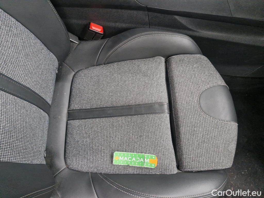  Peugeot  3008  Allure Business 1.2 PureTech 130CV BVA8 E6d #21