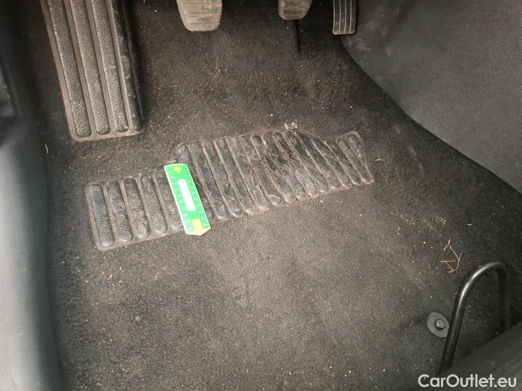  Renault  Clio  IV Air MediaNav 1.5 dCi 90CV BVM5 E6 #1