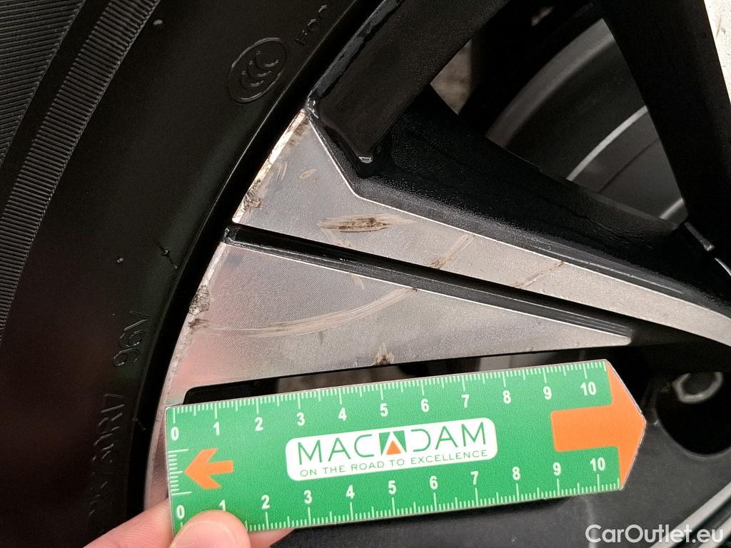  Renault  Captur  II Evolution 1.6 E-TECH Hybrid 145CV BVA6 E6d #3