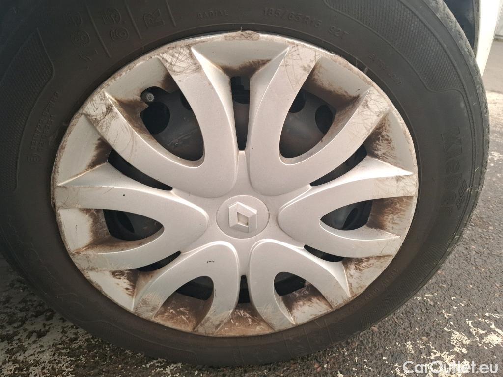  Renault  Clio  IV Air MediaNav 1.5 dCi 90CV BVM5 E6 #71