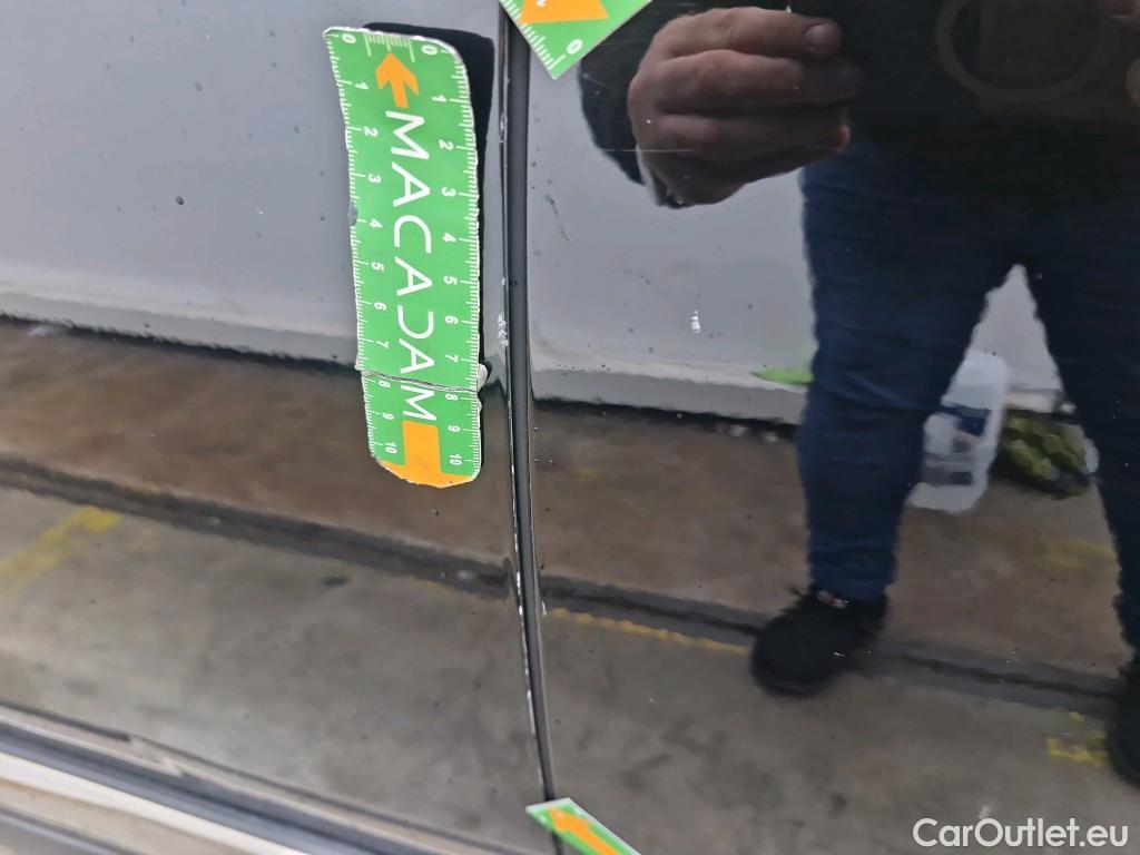  Peugeot  3008  Allure Business 1.2 PureTech 130CV BVA8 E6d #2