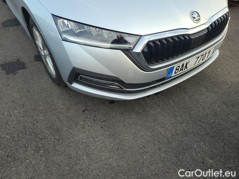  Skoda  Octavia  Combi (NX3)(2020) Oct.Combi 1.5TSI 110 Style #4