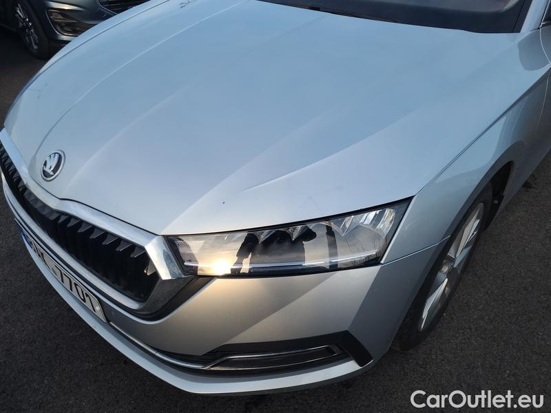  Skoda  Octavia  Combi (NX3)(2020) Oct.Combi 1.5TSI 110 Style #7