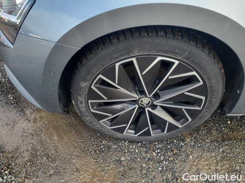  Skoda  Superb  (3V3)(2015) Supe.FL2.0TDI 110 L&K AT #3