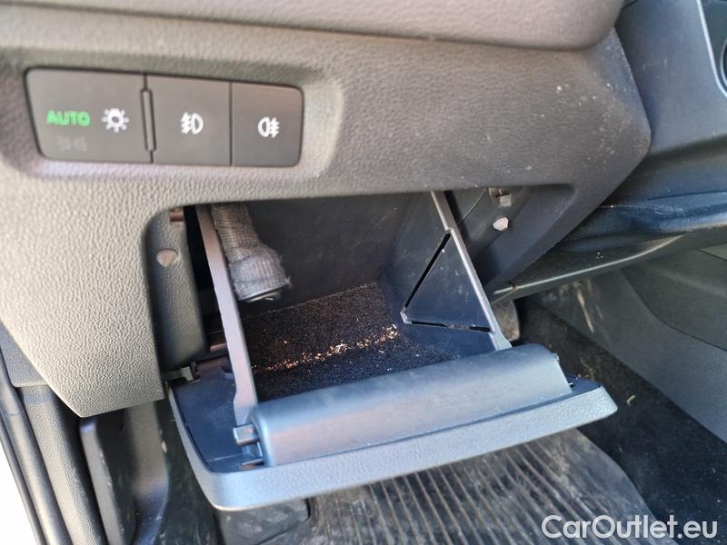  Skoda  Octavia  Combi (NX3)(2020) Oct.Combi 1.5TSI 110 Style #11