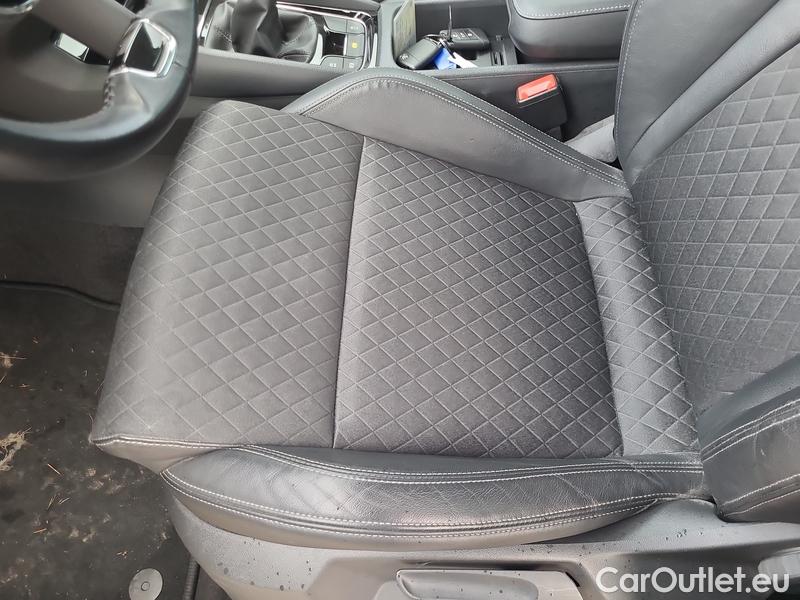  Skoda  Karoq  (NU)(2017->)  2.0TDI 110 Style #4