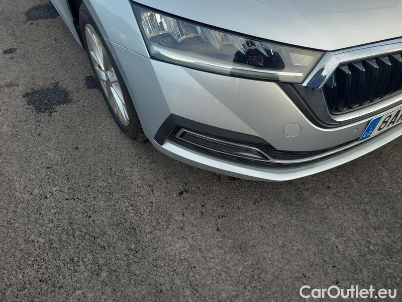  Skoda  Octavia  Combi (NX3)(2020) Oct.Combi 1.5TSI 110 Style #6