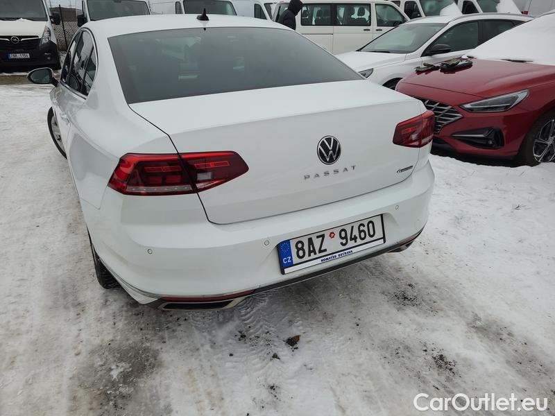  Volkswagen  Passat  Lim (CB2) (2019)  2.0TDI 147 Eleg.4M AT #13
