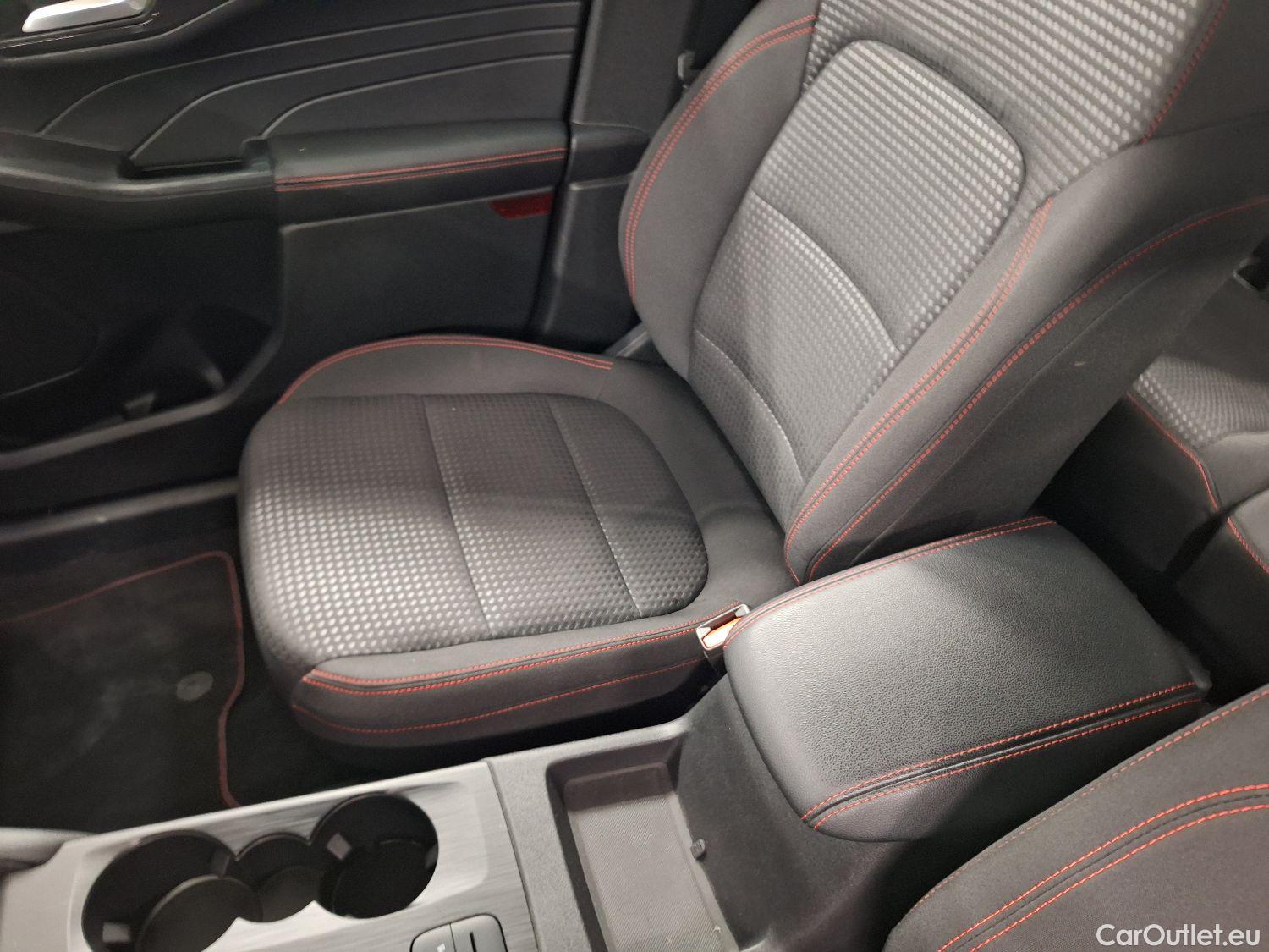  Ford  Kuga Ford,  '19 PHEV, Ford  2.5i PHEV Aut. 165kW ST-Line 5d #5