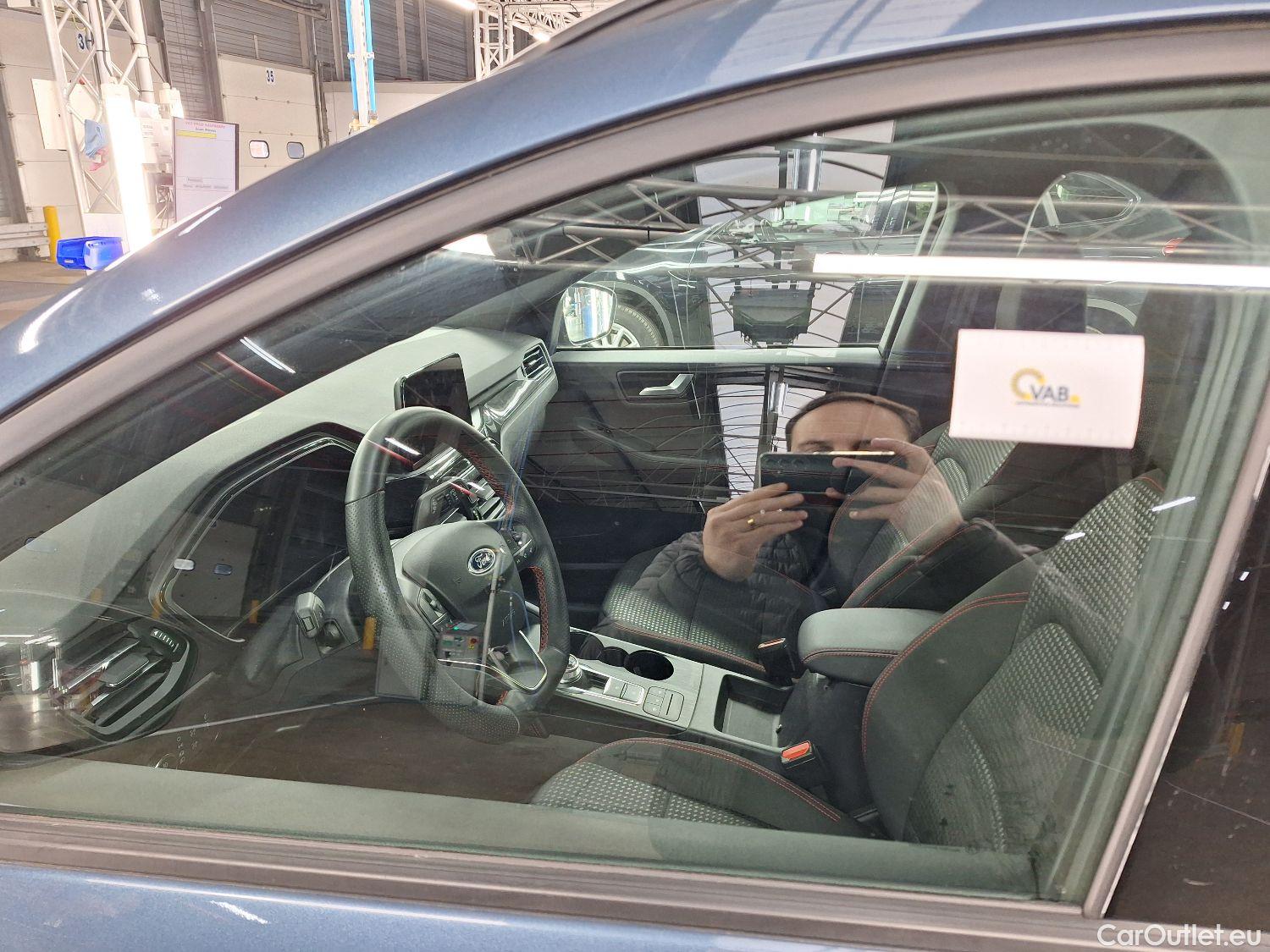  Ford  Kuga Ford,  '19 PHEV, Ford  2.5i PHEV Aut. 165kW ST-Line 5d #13