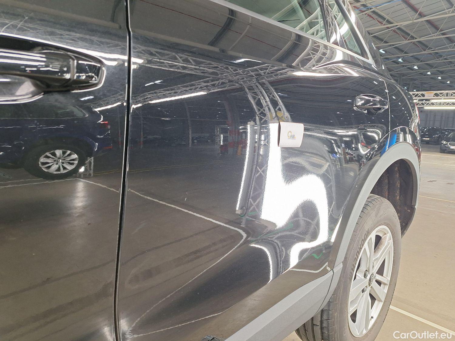  Audi  Q3 Audi,  '18, Audi  35 TDI S Tronic Bus. Ed. Attraction 5d #15