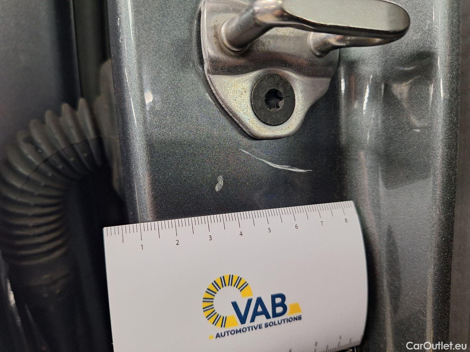  Mercedes  C-Klasse Mercedes, C-Class Break '21, Mercedes-Benz  Break C 220d Launch Edition #42