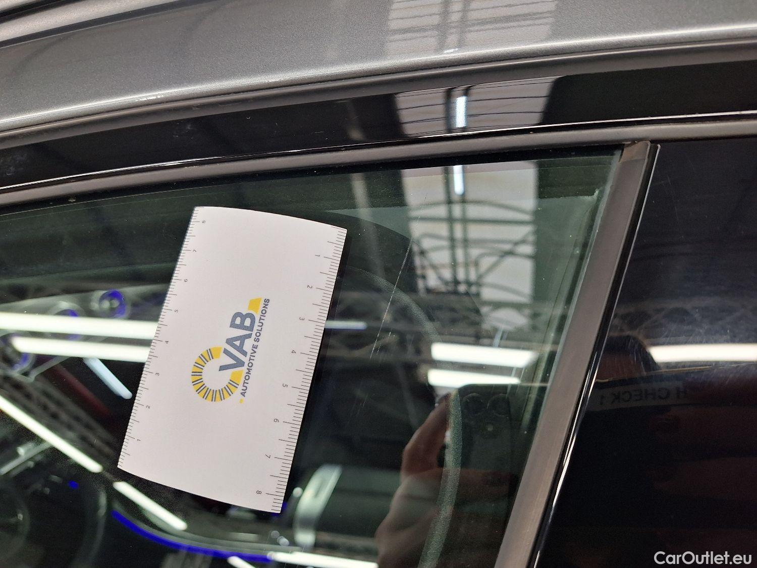  Mercedes  C-Klasse Mercedes, C-Class Break '21, Mercedes-Benz  Break C 220d Launch Edition #52