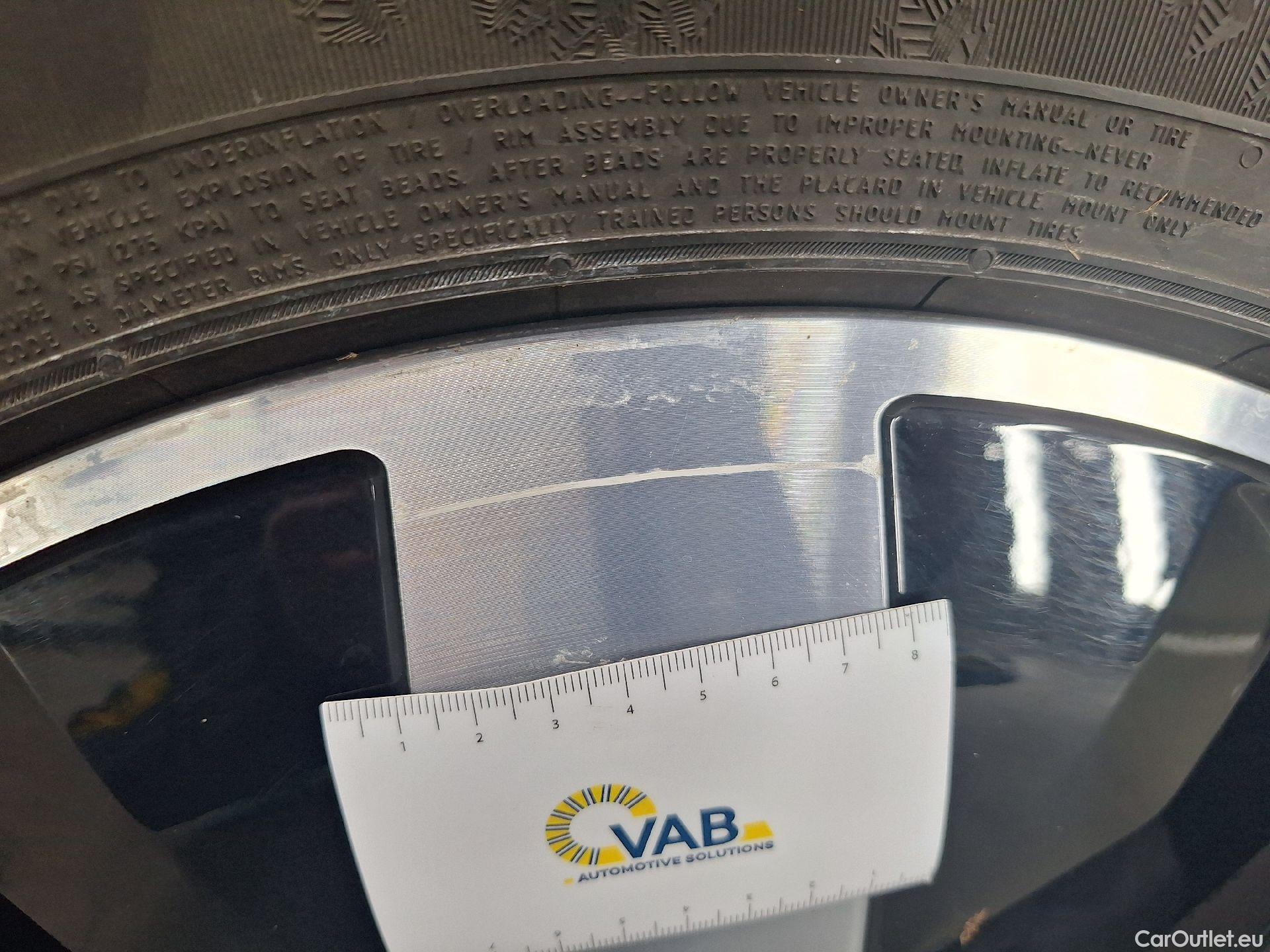  Mercedes  GLB Mercedes,  '19, Mercedes-Benz   180 d Business Solution 5d #27