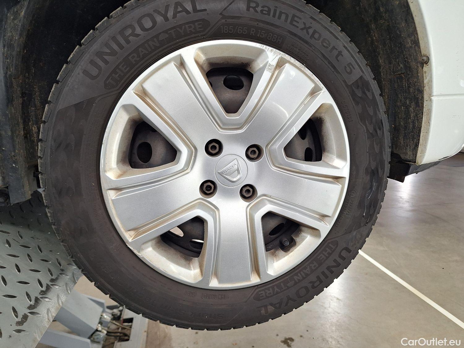  Dacia  Sandero Dacia,  '13, Dacia  SCe 75 Comfort 5d #1