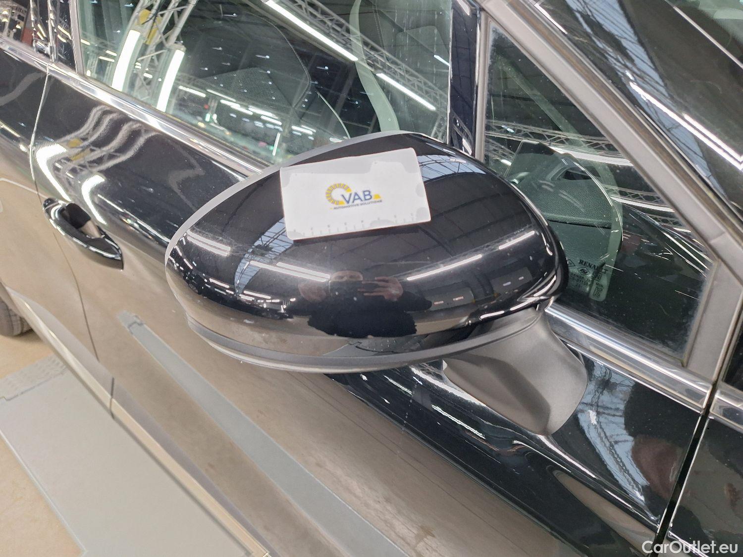  Renault  Captur Renault,  '19, Renault  E-TECH Plug-in Hybrid Intens 5d #32