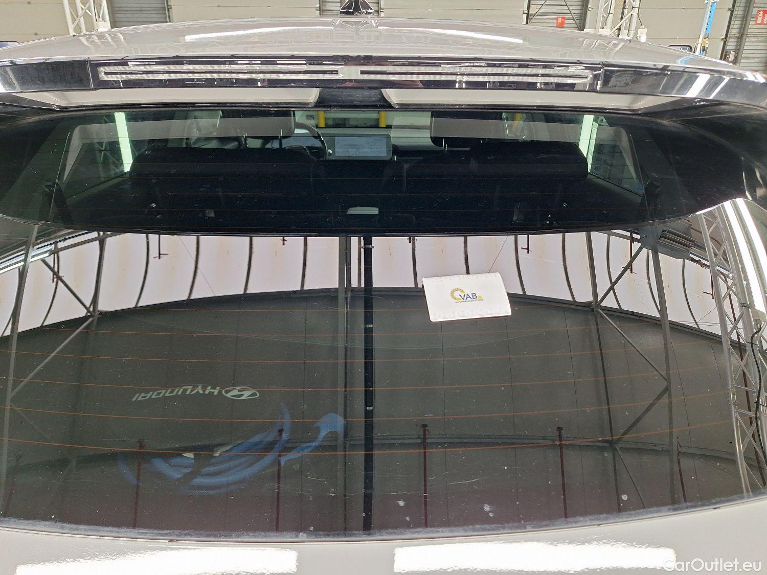  Hyundai   Ioniq Hyundai, 5 '21 BEV, Hyundai 5 73kWh Core 5d #39