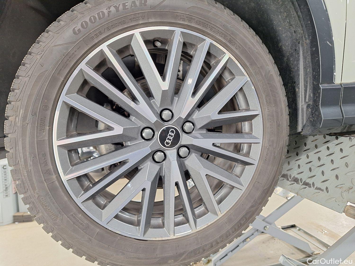  Audi  Q3 Audi,  SB '19, Audi  Sportback 35 TDI S tronic S Line Business  #10