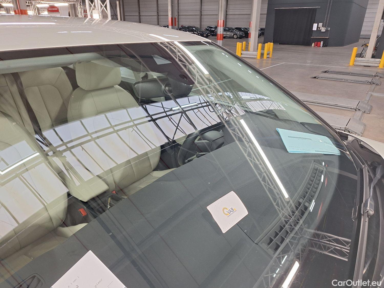  Audi  Q3 Audi,  SB '19, Audi  Sportback 35 TDI S tronic S Line Business  #1