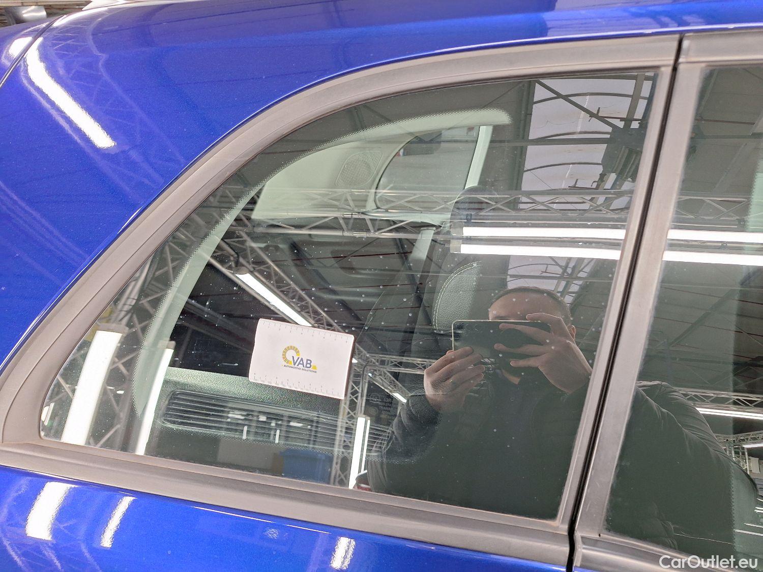  Mercedes  GLB Mercedes,  '19, Mercedes-Benz   200 d Business Solution 5d #36