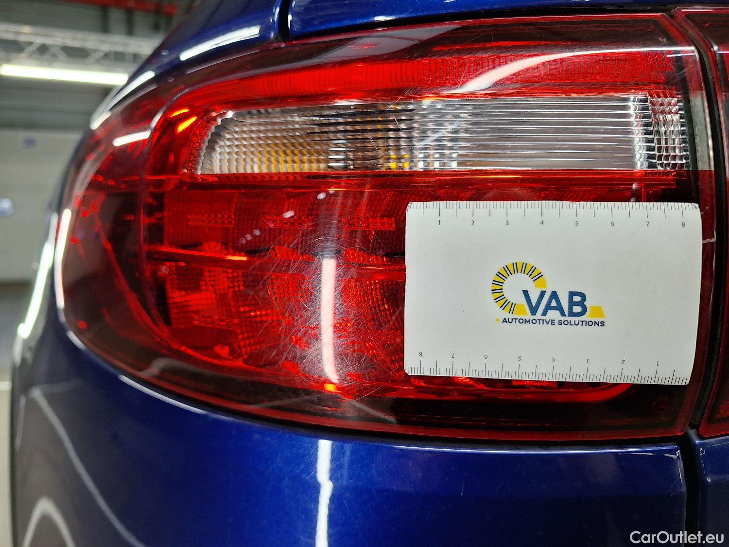  Mercedes  GLB Mercedes,  '19, Mercedes-Benz   200 d Business Solution 5d #26