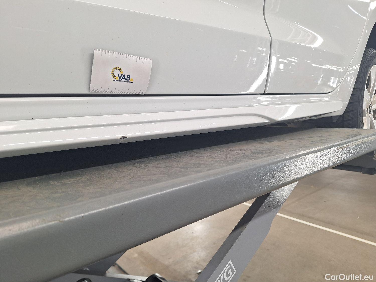  Audi  A1 Sportback Audi, A1 SB '18, Audi  1.0 25 TFSI 70kW S Line 5d #5