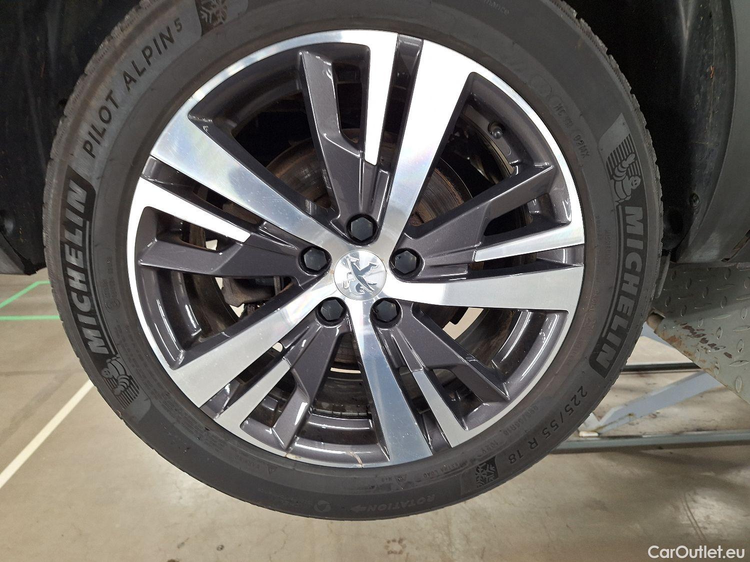  Peugeot  5008 Peugeot,  FL'20, Peugeot  1.5 BlueHDi 96kW S&S EAT8 Allure Pack #5