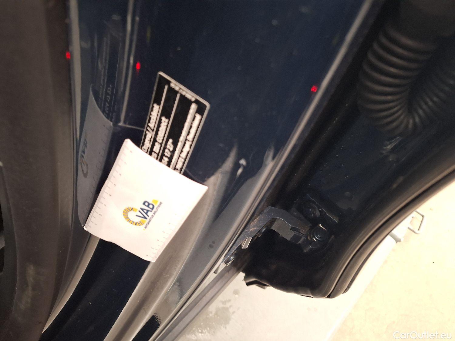  Mercedes  GLA Mercedes,  '20, Mercedes-Benz   180 d Business Solution 5d #16